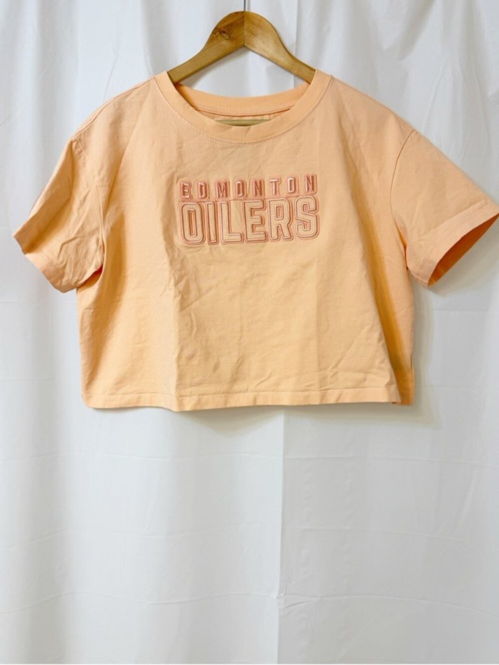Edmonton Oilers Women's Pro Standard Light Orange Boxy Cropped T-Shirt Medium